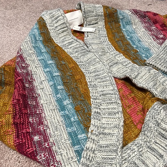 Anthropology colorful sweater, never worn - Picture 4 of 5